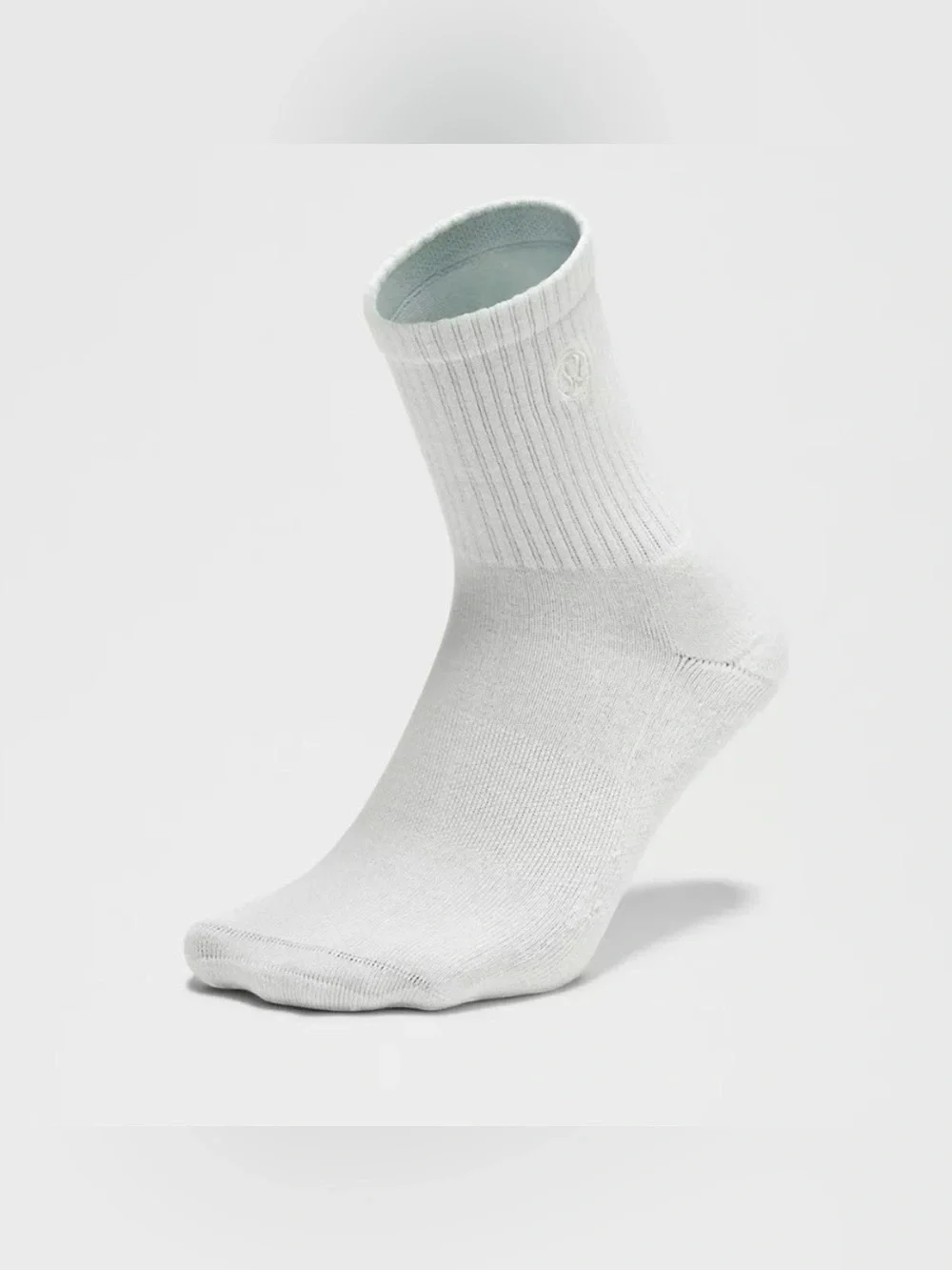 NWT Lululemon Unisex Quarter Socks 3Pack White/OceanAir/Lavender